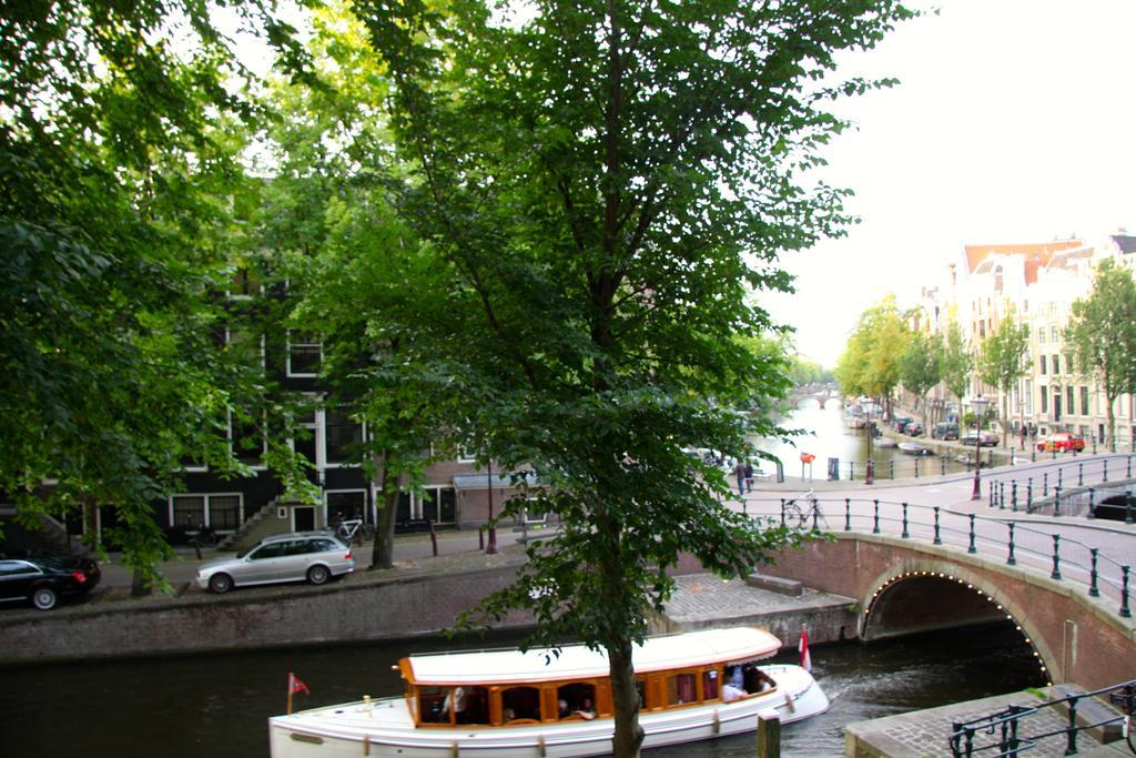 Blossom Bed & Breakfast 2*