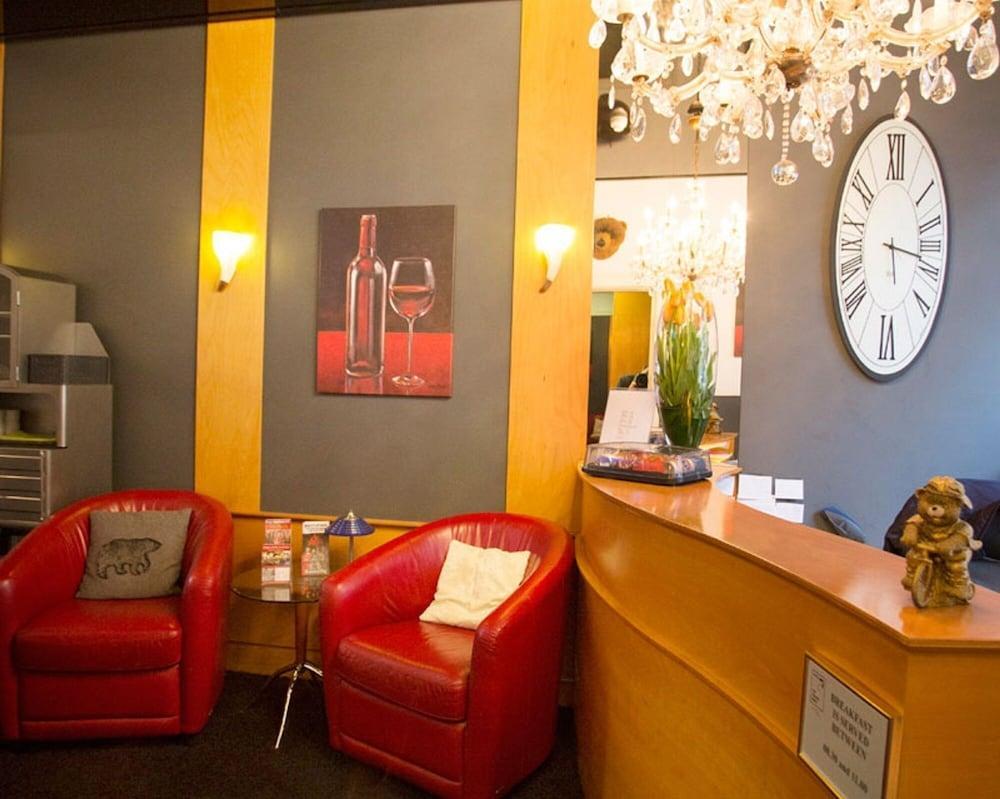 Hotel Quentin Golden Bear 2*