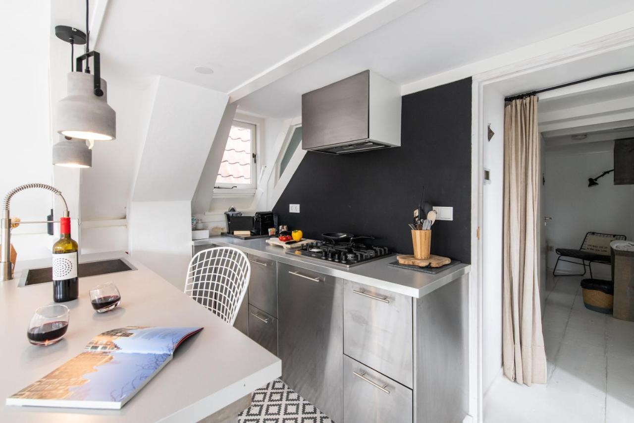Two Bedroom In Historic Canalhouse From 1618 - Centre Amsterdam