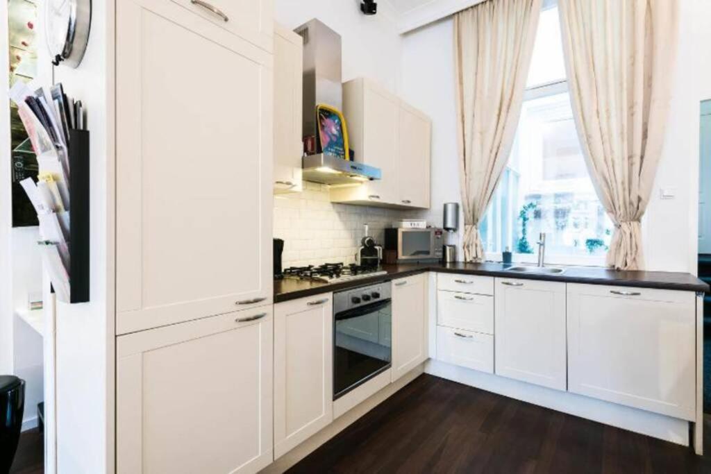 Lovely 4 Bedroom Luxury Apartment Appartement
