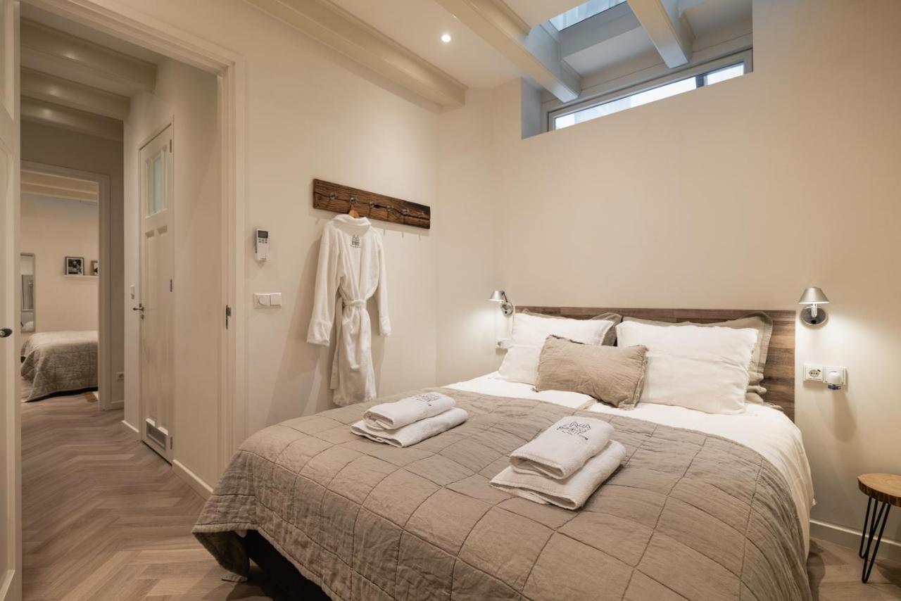 Leidse Square 5 Star Luxury Acomodação com café da manhã  4*