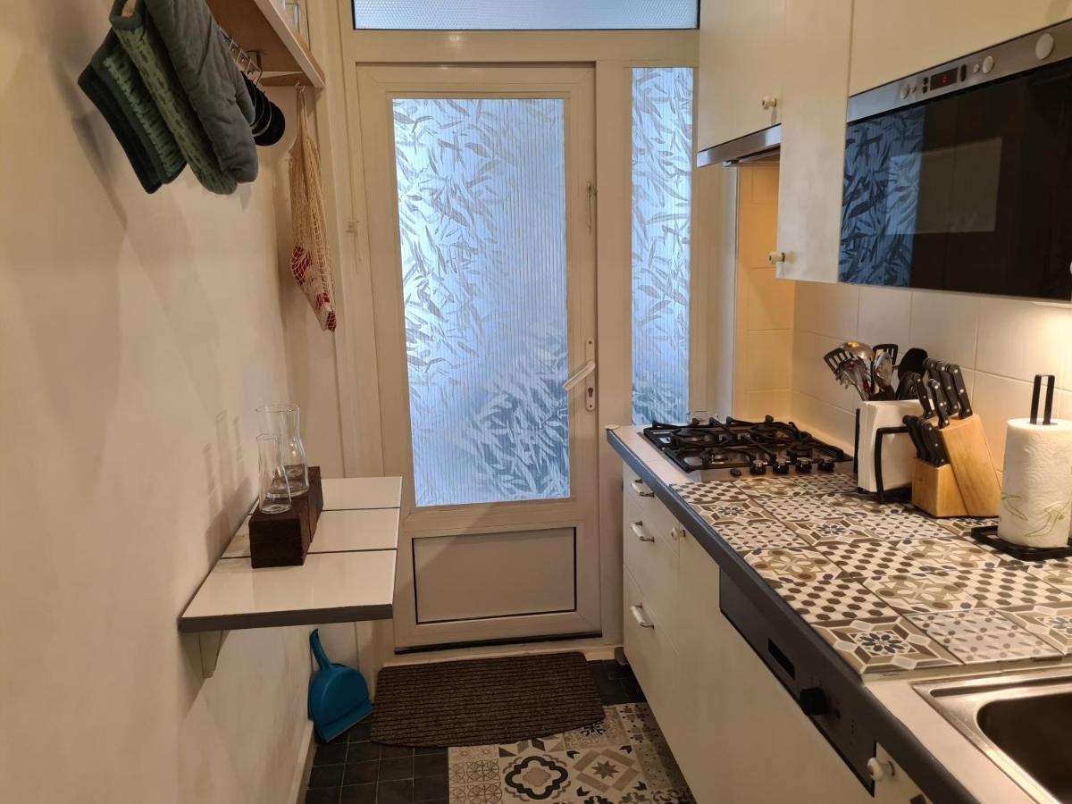 Apartment 1 Bedroom 15 Min By Tram To Centre!