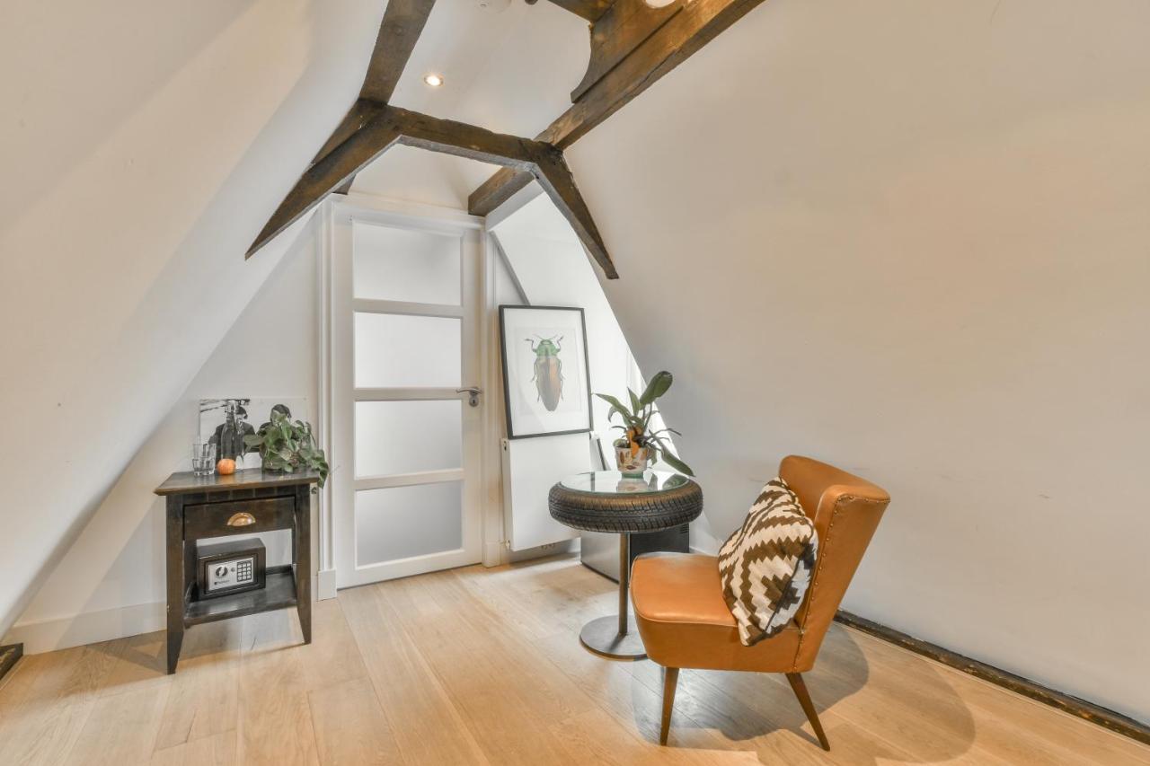 Homestay Herengracht Private With Canal View
