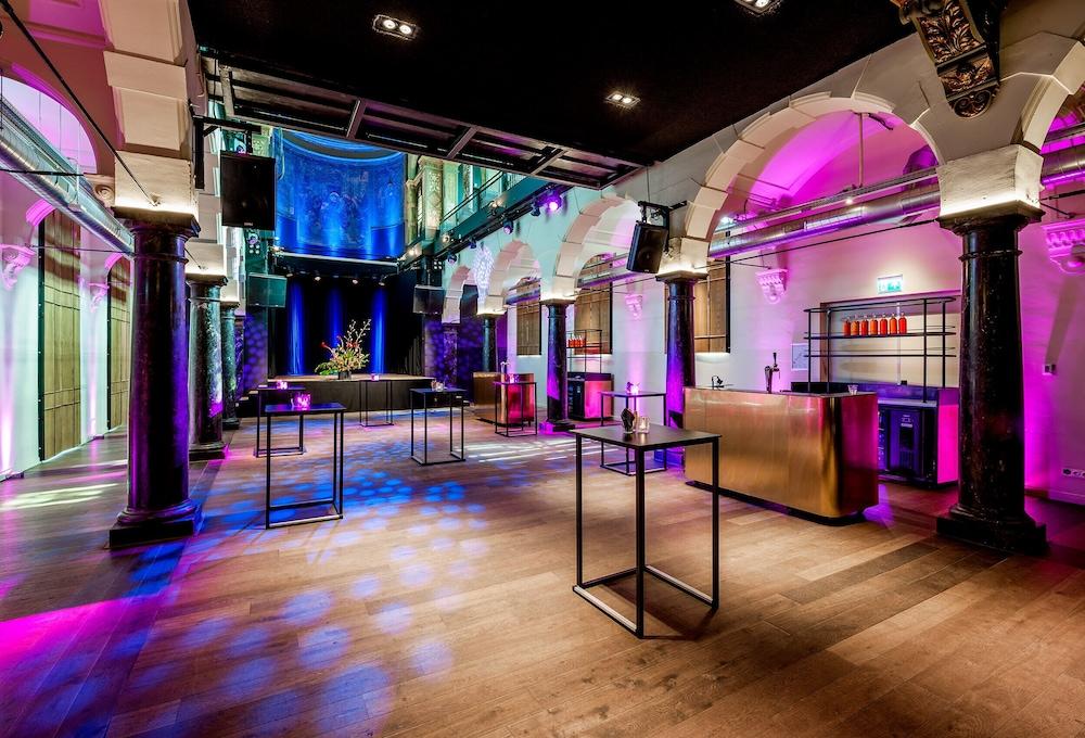Arena Hotel