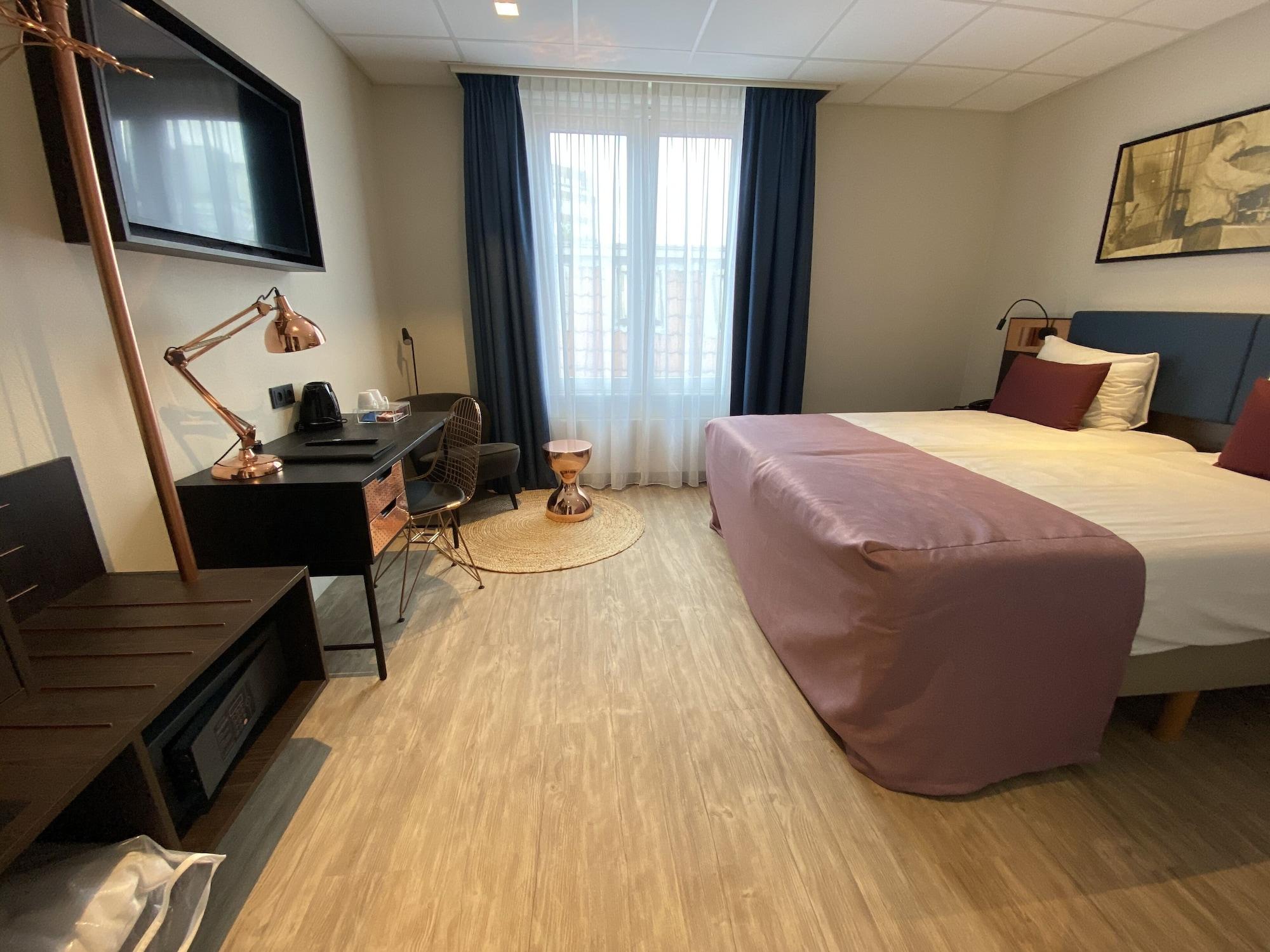Western Dam Square 3* Amsterdam