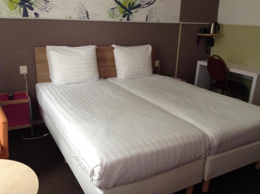 Aadam Wilhelmina Hotel