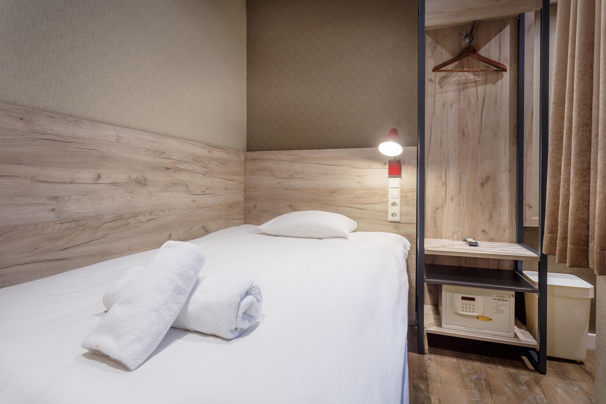 Downtown Hotel 2*