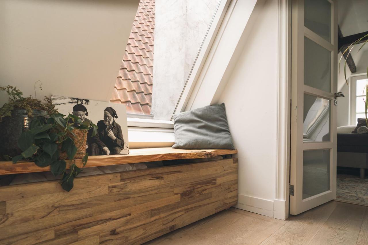 Homestay Herengracht Private With Canal View