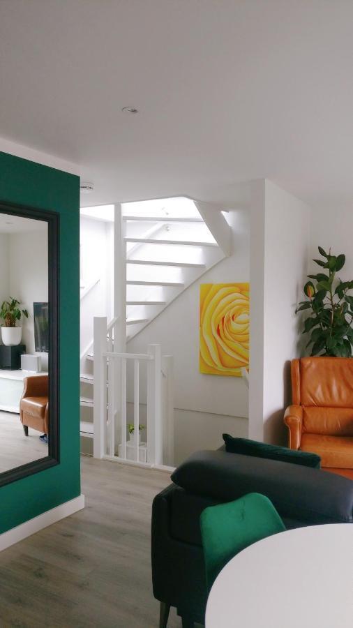 Designed Penthouse, Center *