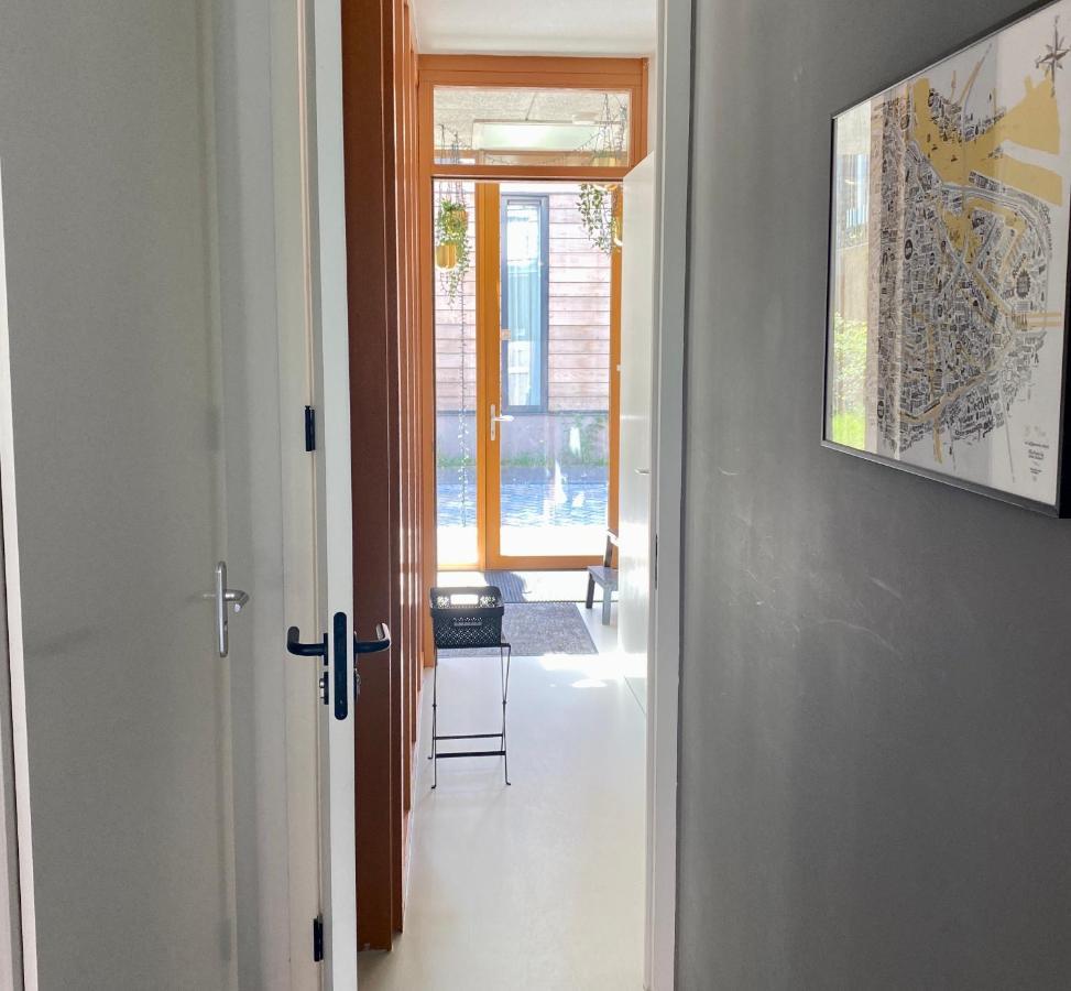 Comfortable Private Garden 2*