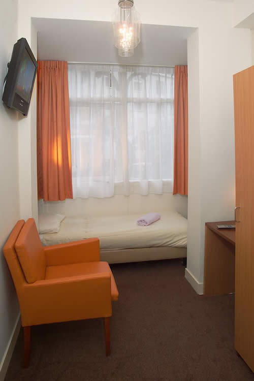 King Apartment *