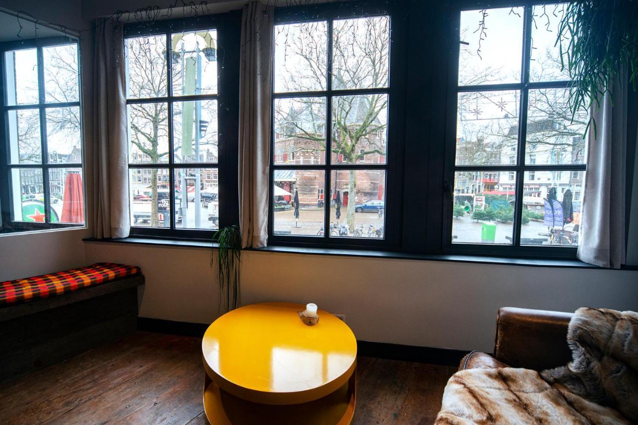 Apartment St Antonis Amsterdam
