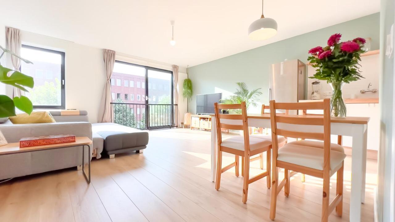 Beautiful & Bright In Apartment Amsterdam