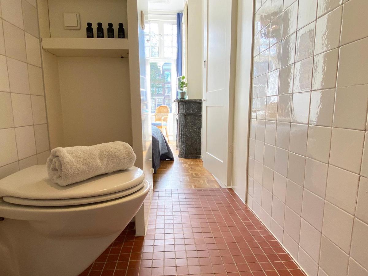 Guest house Canal Hideaway *