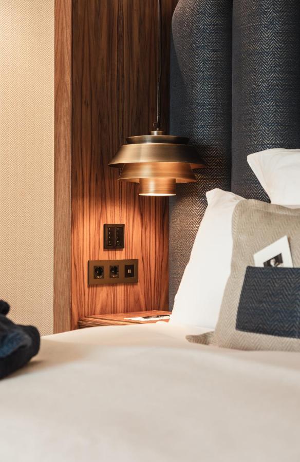 717 Hotel 5*