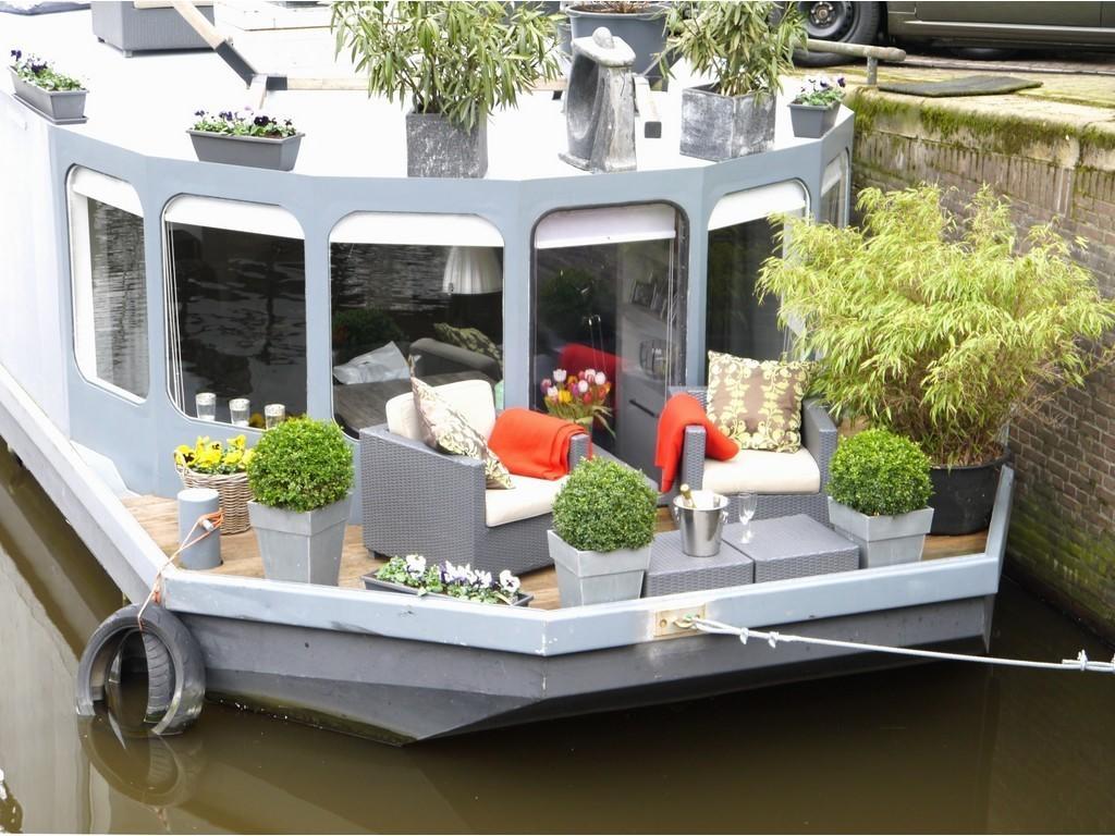 Houseboat Prinsheerlijk Botel