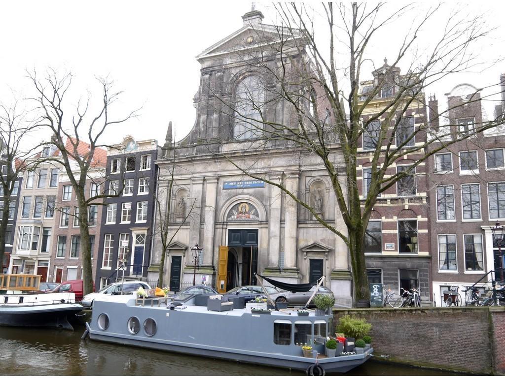 Botel Houseboat Prinsheerlijk Amsterdam