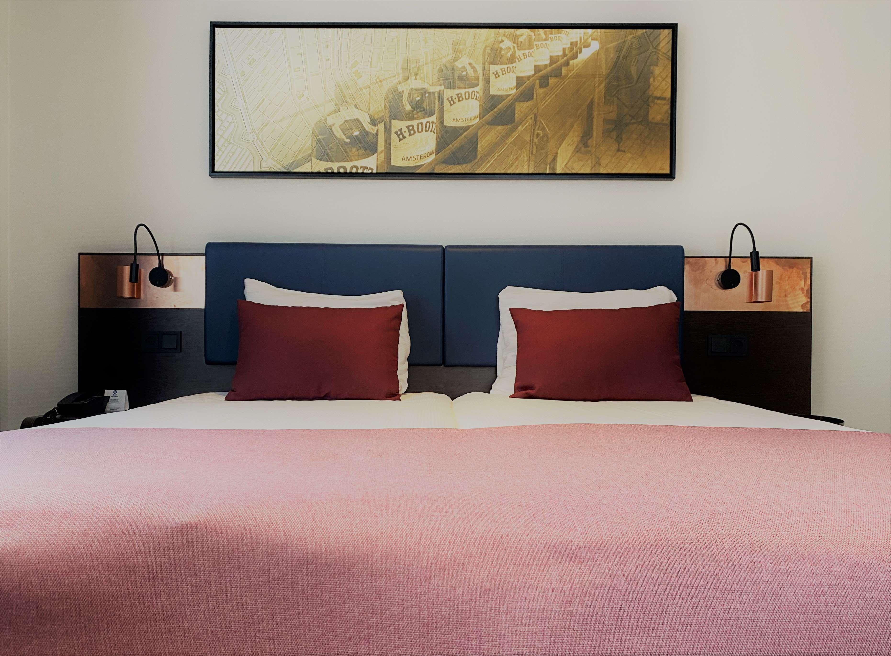 Hotel Western Dam Square 3*