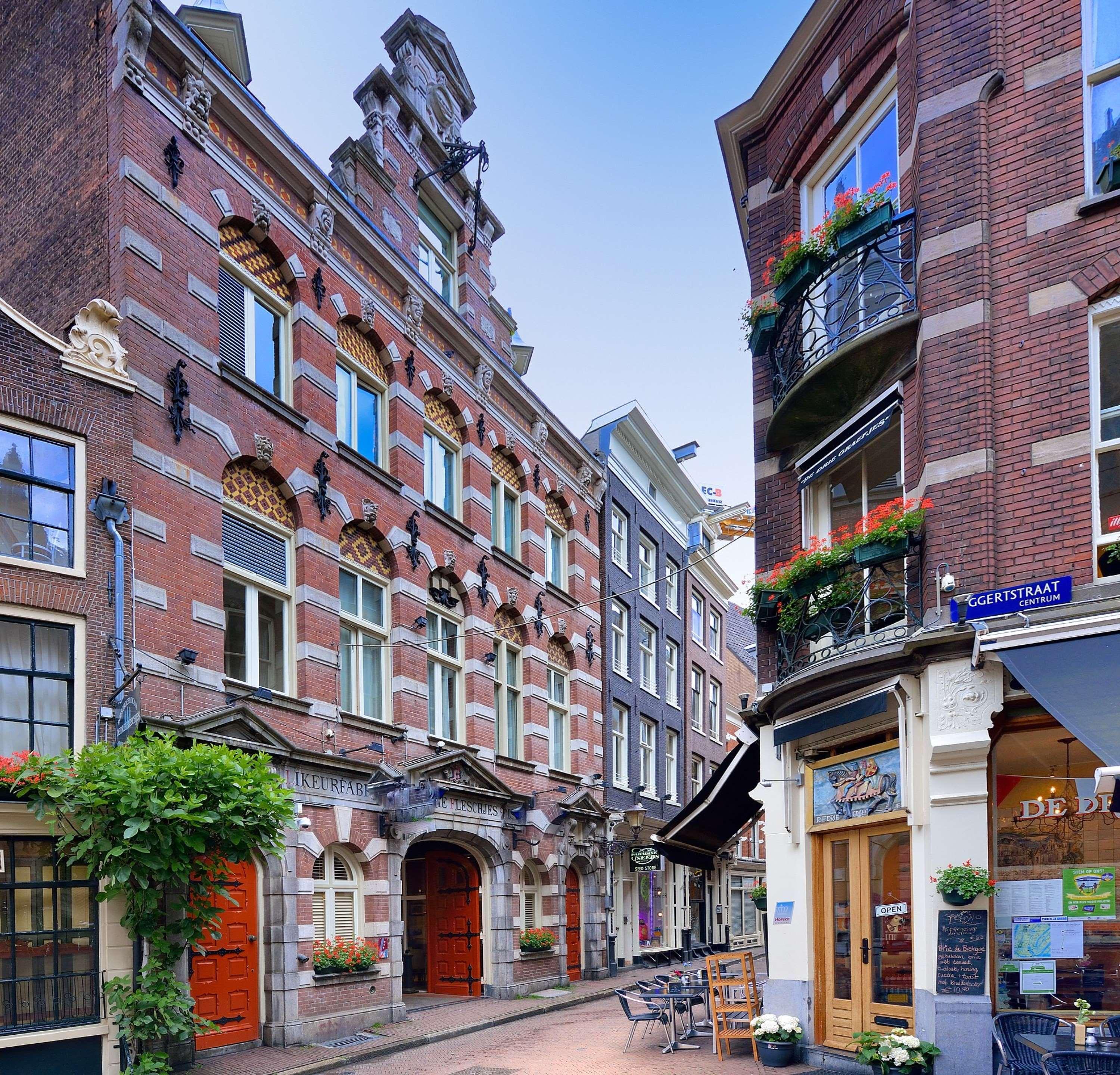 Hotel Western Dam Square 3*