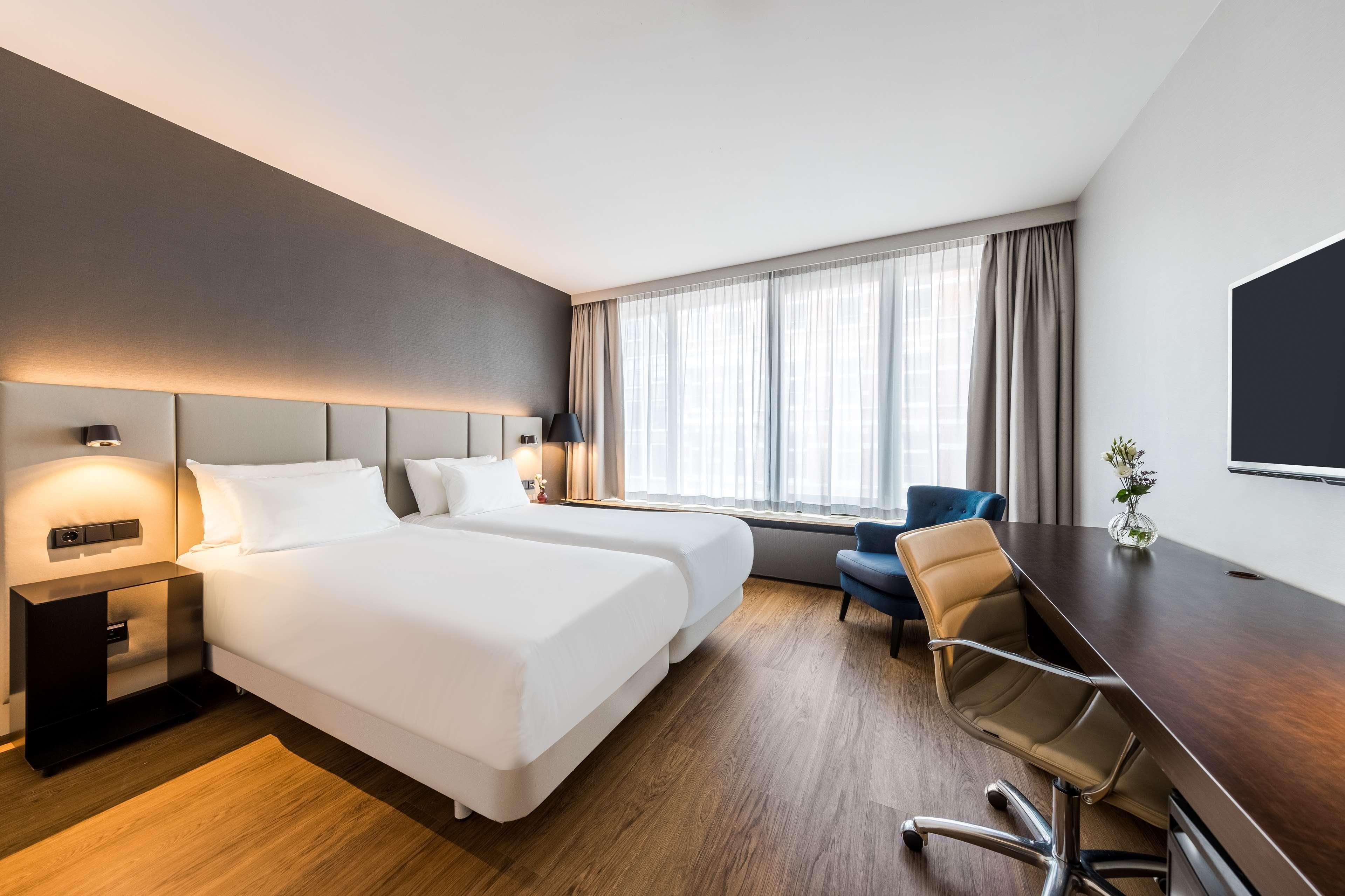 Nh Caransa Hotel 4*