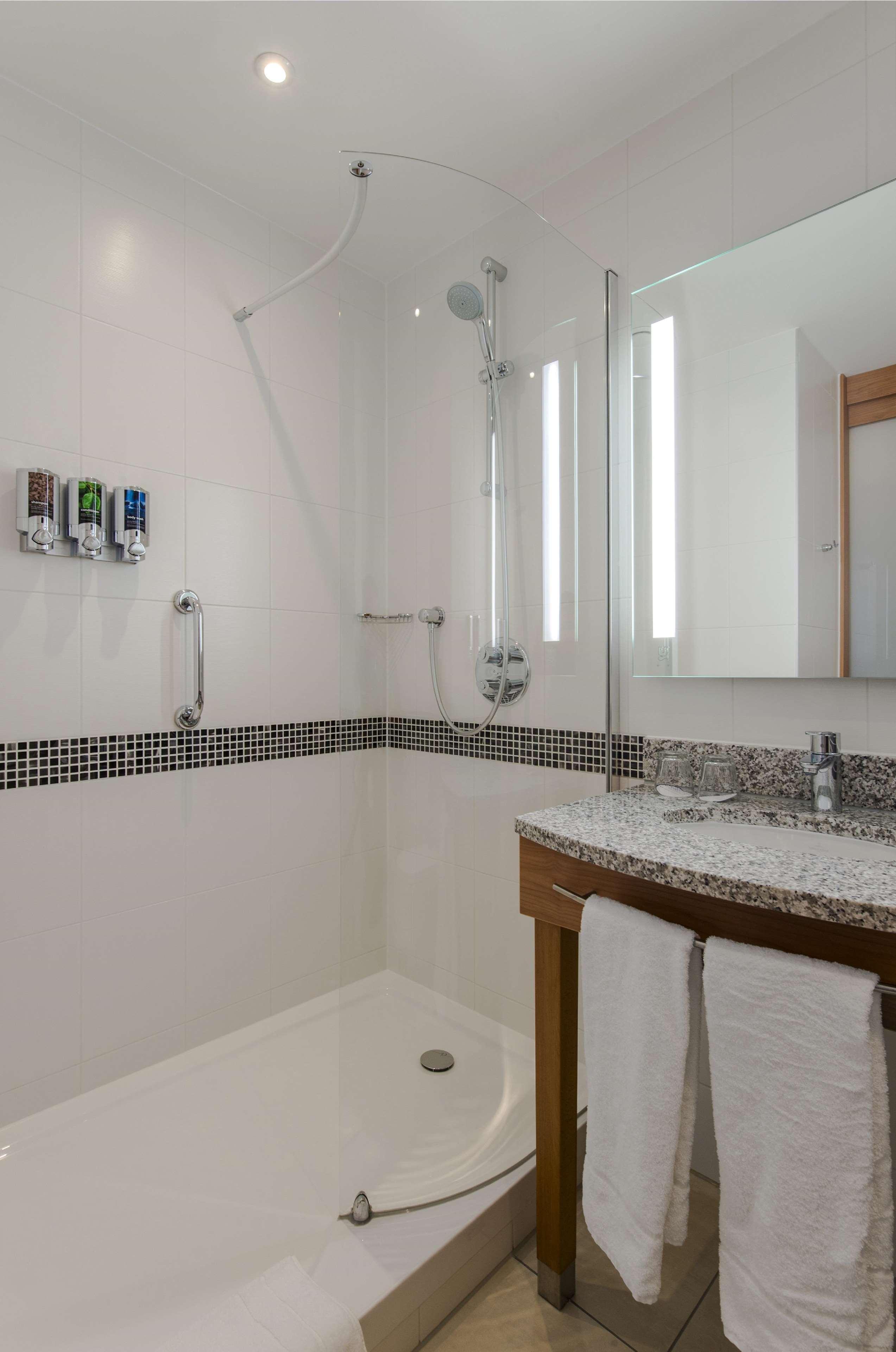 Hampton By Hilton Arena Boulevard Hotel 3*