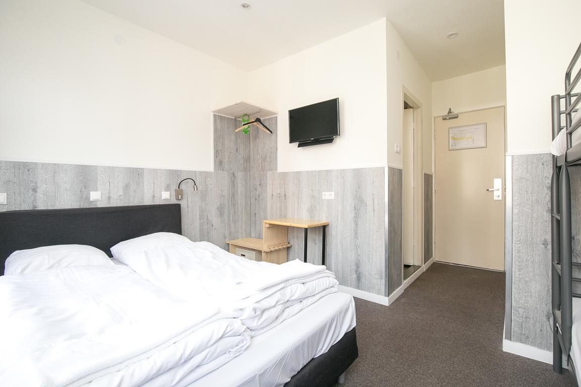 Budget Trianon Hotel