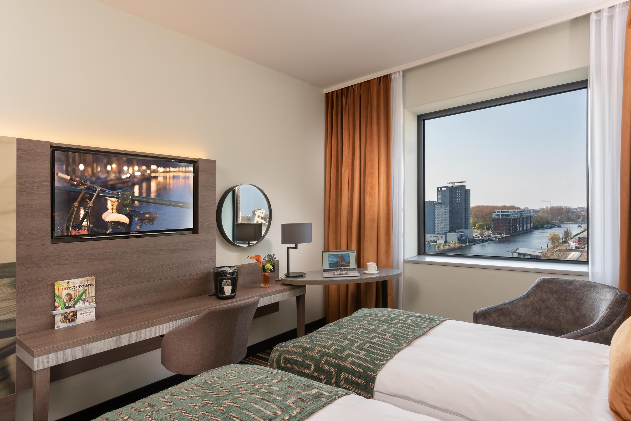 Hotel Leonardo Royal 4*