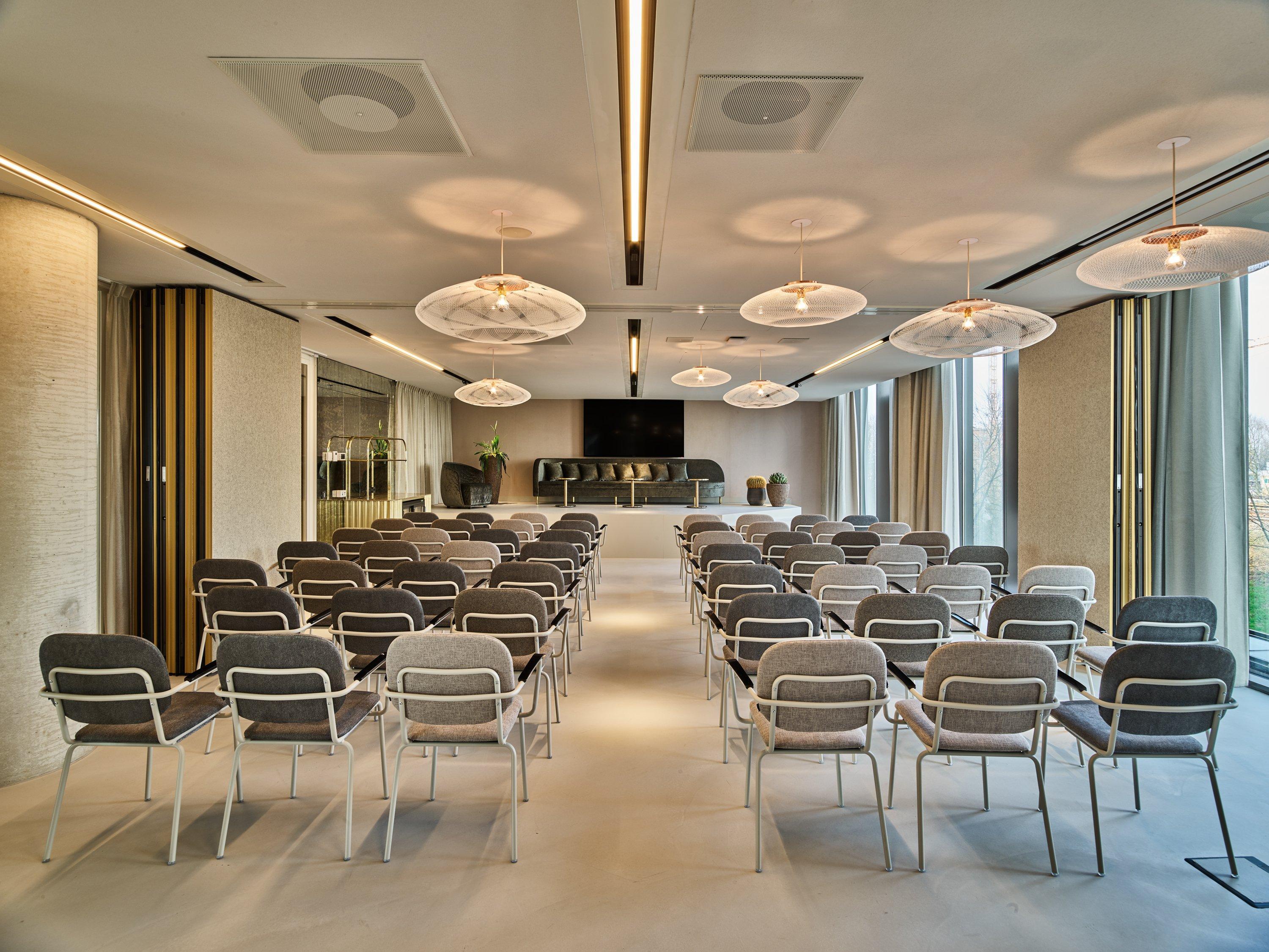 Ruby Emma Hotel Amsterdam 4*