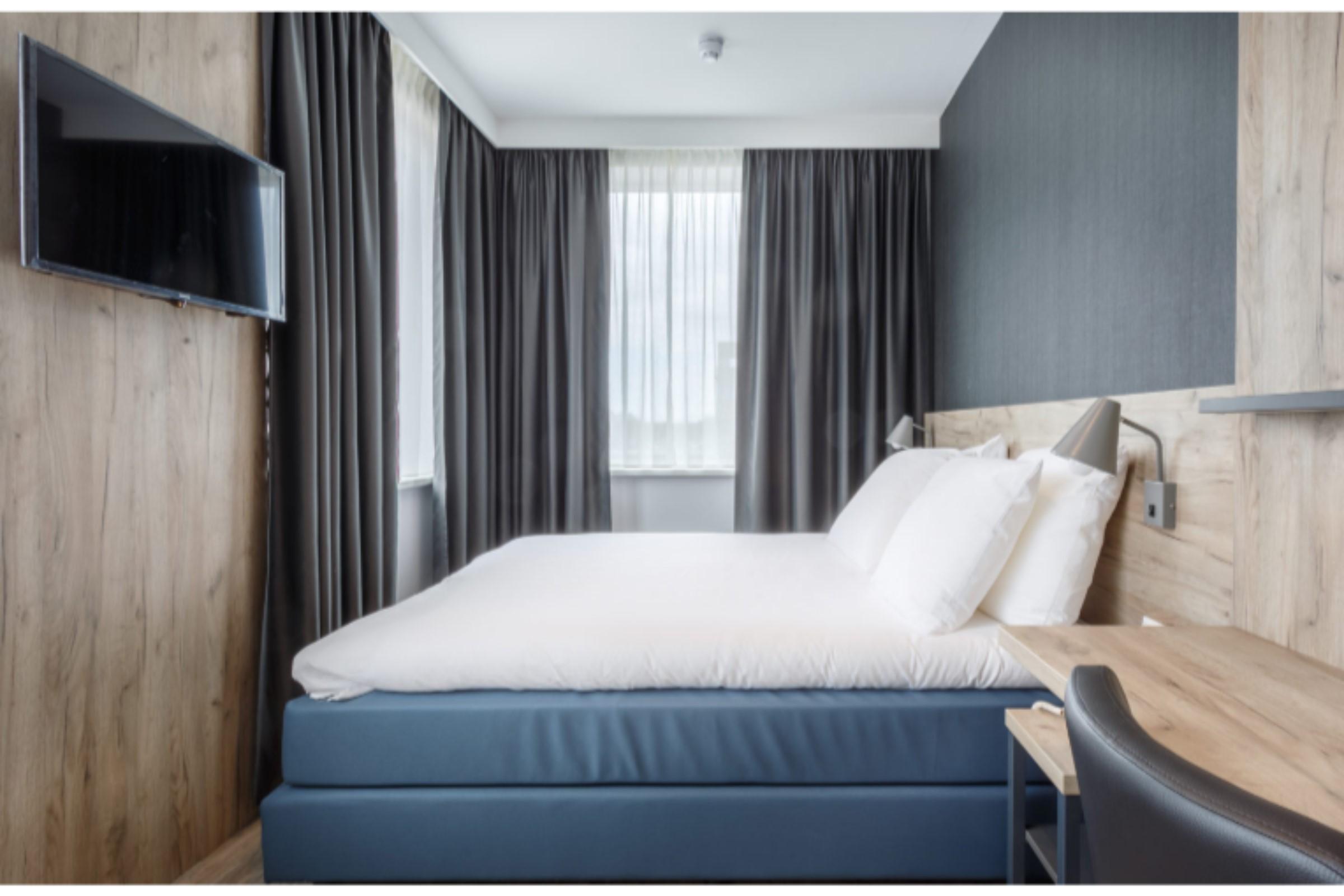 Joy Hotel