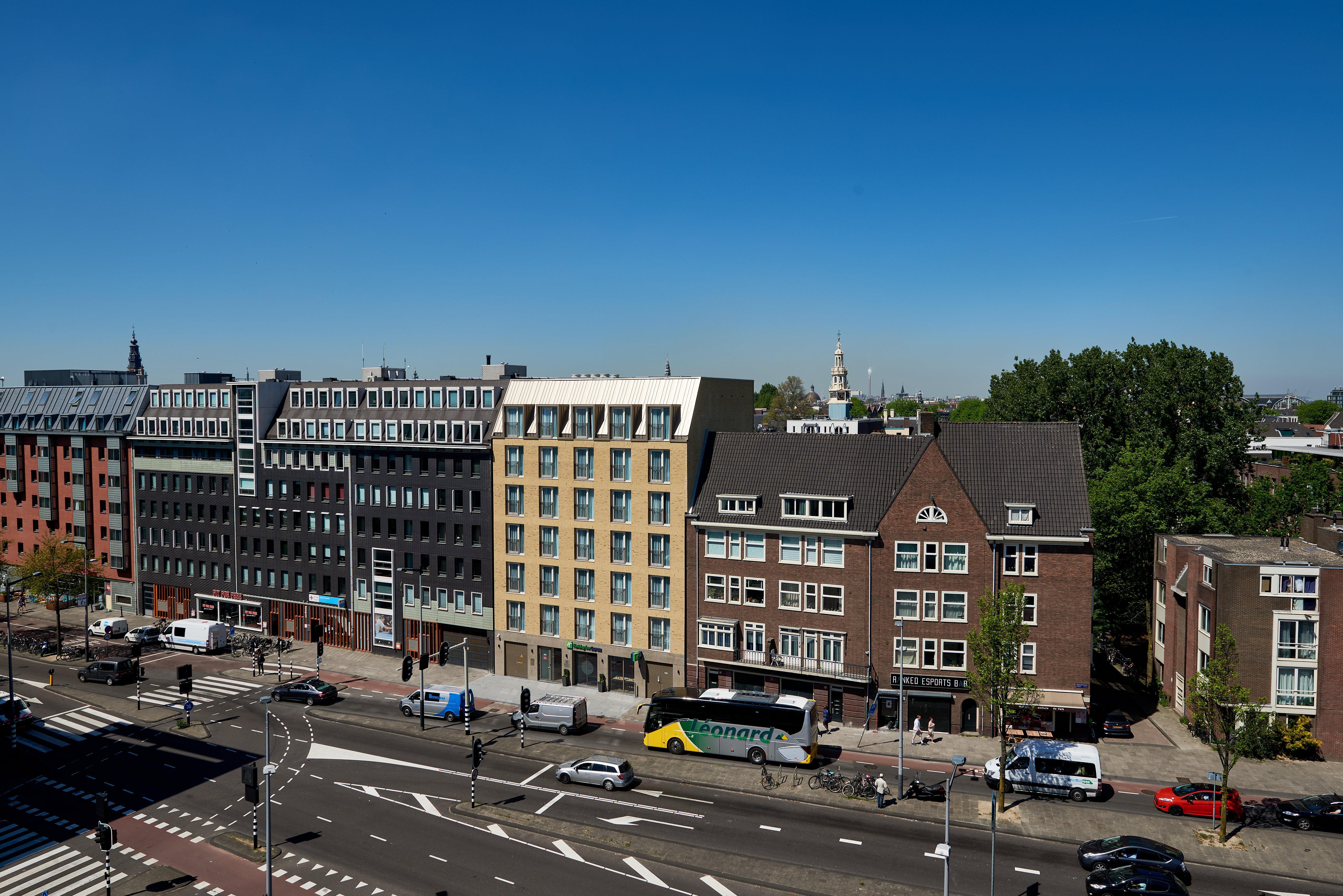 Hotel Express - Hall By Ihg 3*