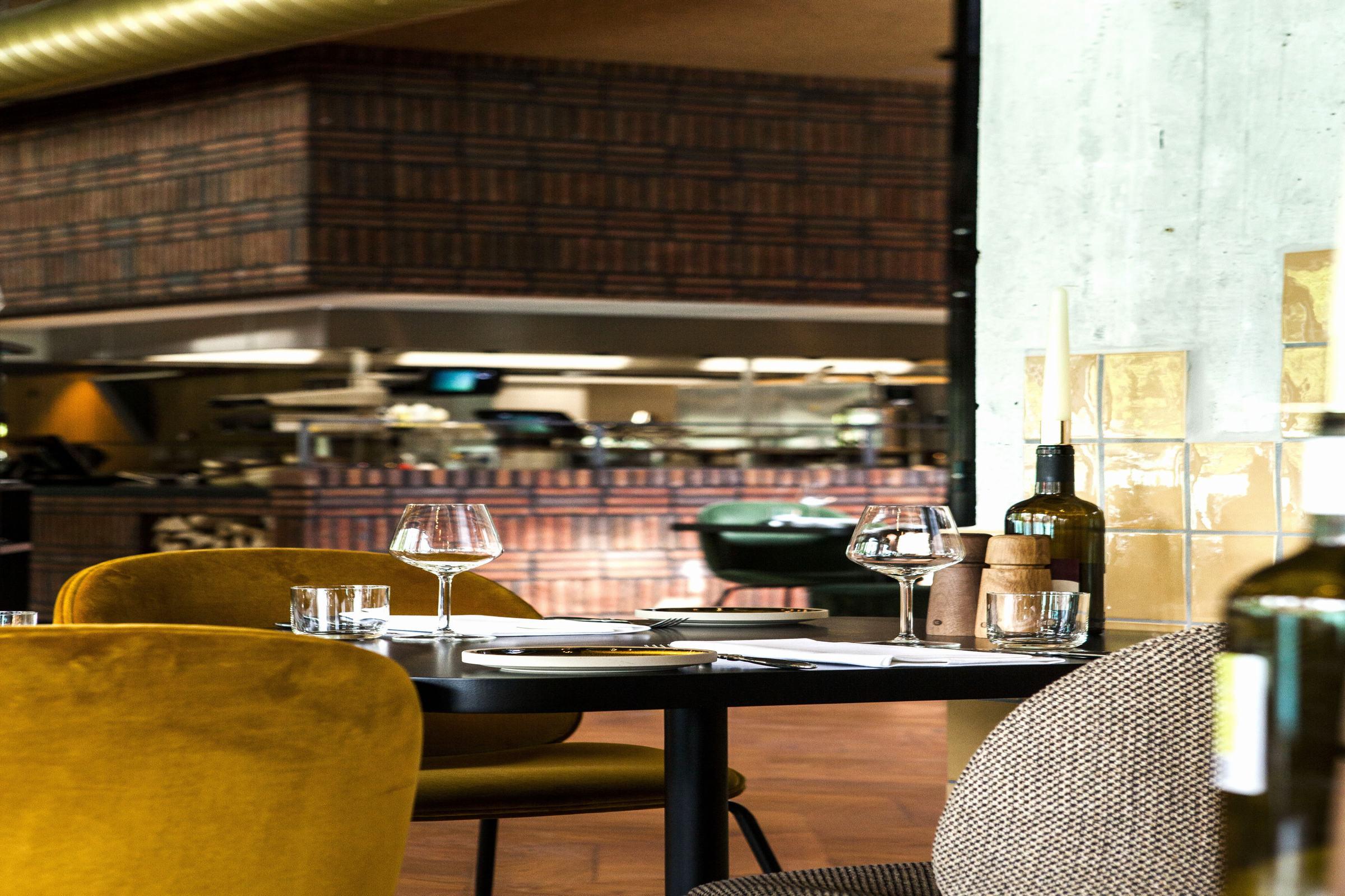 Hotel Hotel V Fizeaustraat 4*