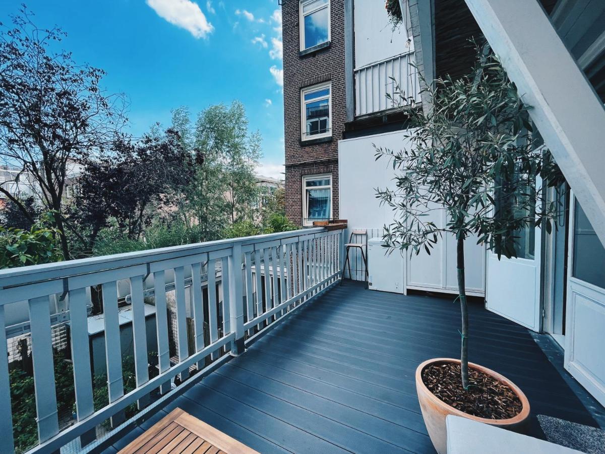 Spacious Designer Duplex Next To Park Apartment *