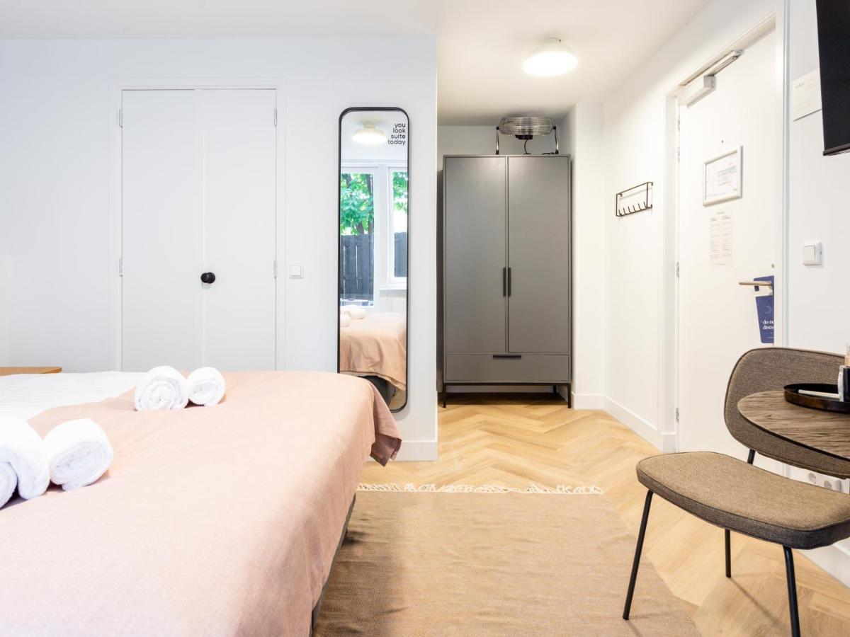 Limehome Hemonystraat Hotel