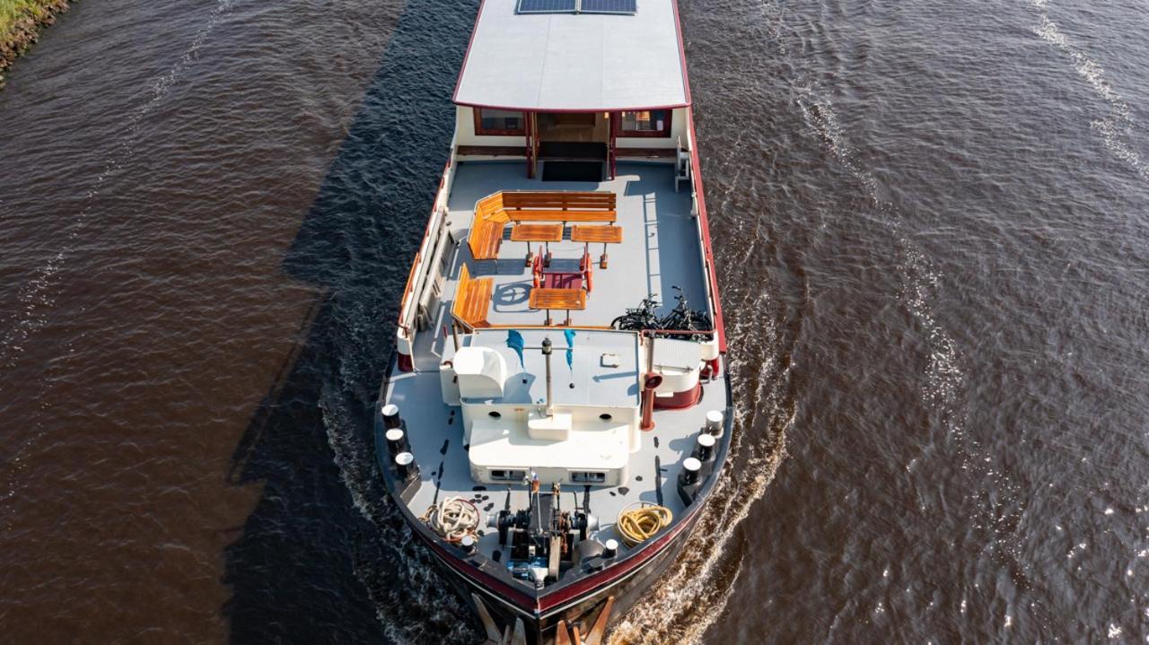 Bateau-hôtel Unique Hotelboat Lena Maria *