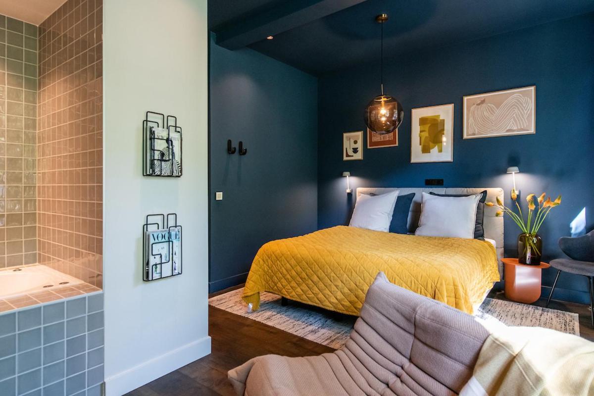 Luxurious In Vondelpark/museum District Couette-café Amsterdam