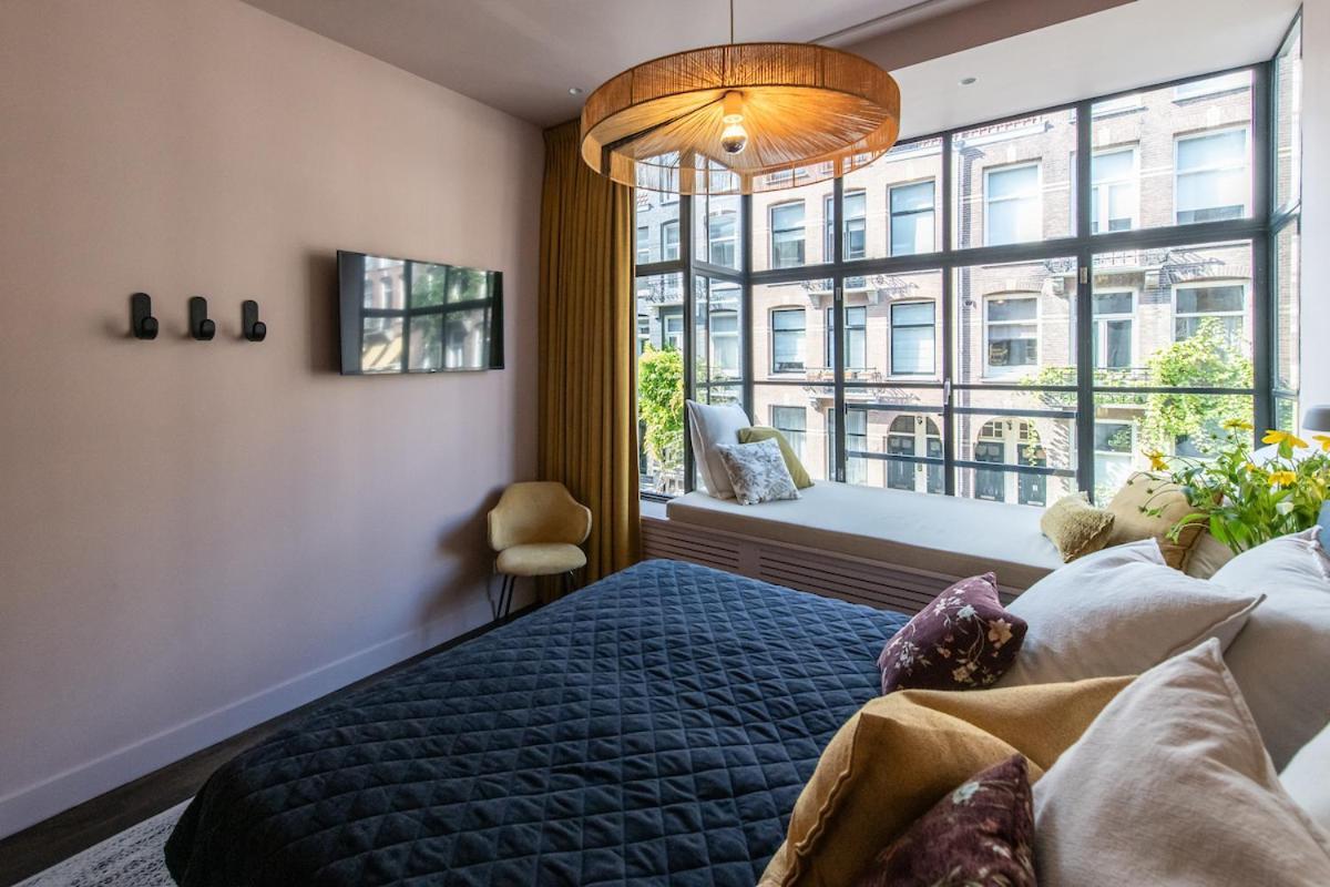 Luxurious In Vondelpark/museum District Couette-café 2*