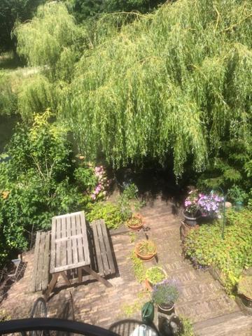 B&B Canal Sight