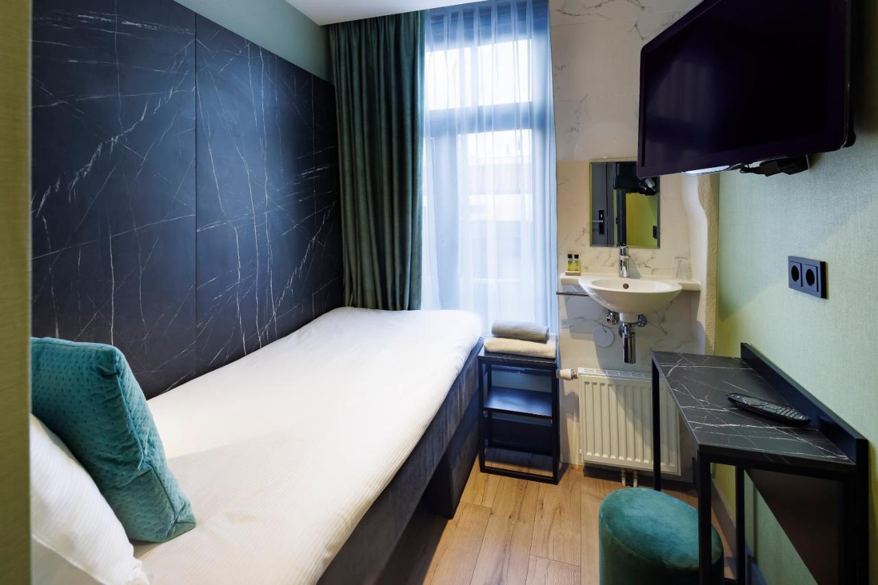 Ciao Papa Station Hotel 3*