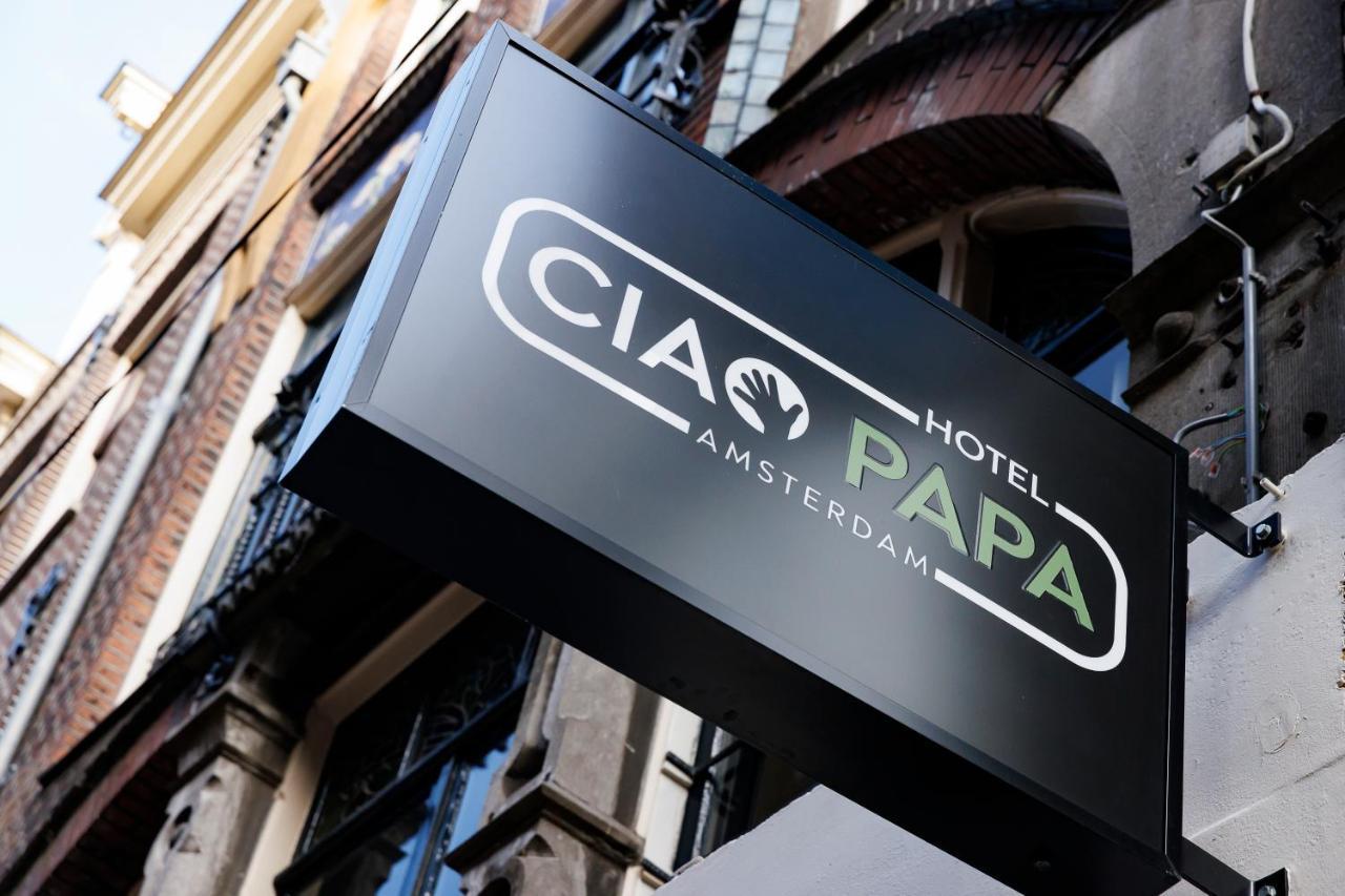Ciao Papa Station Hotel