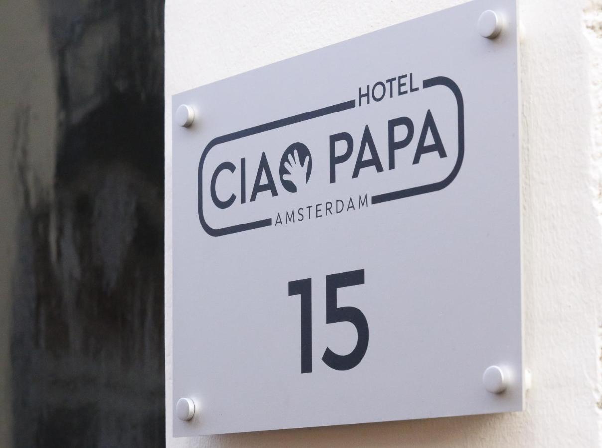 Ciao Papa Station