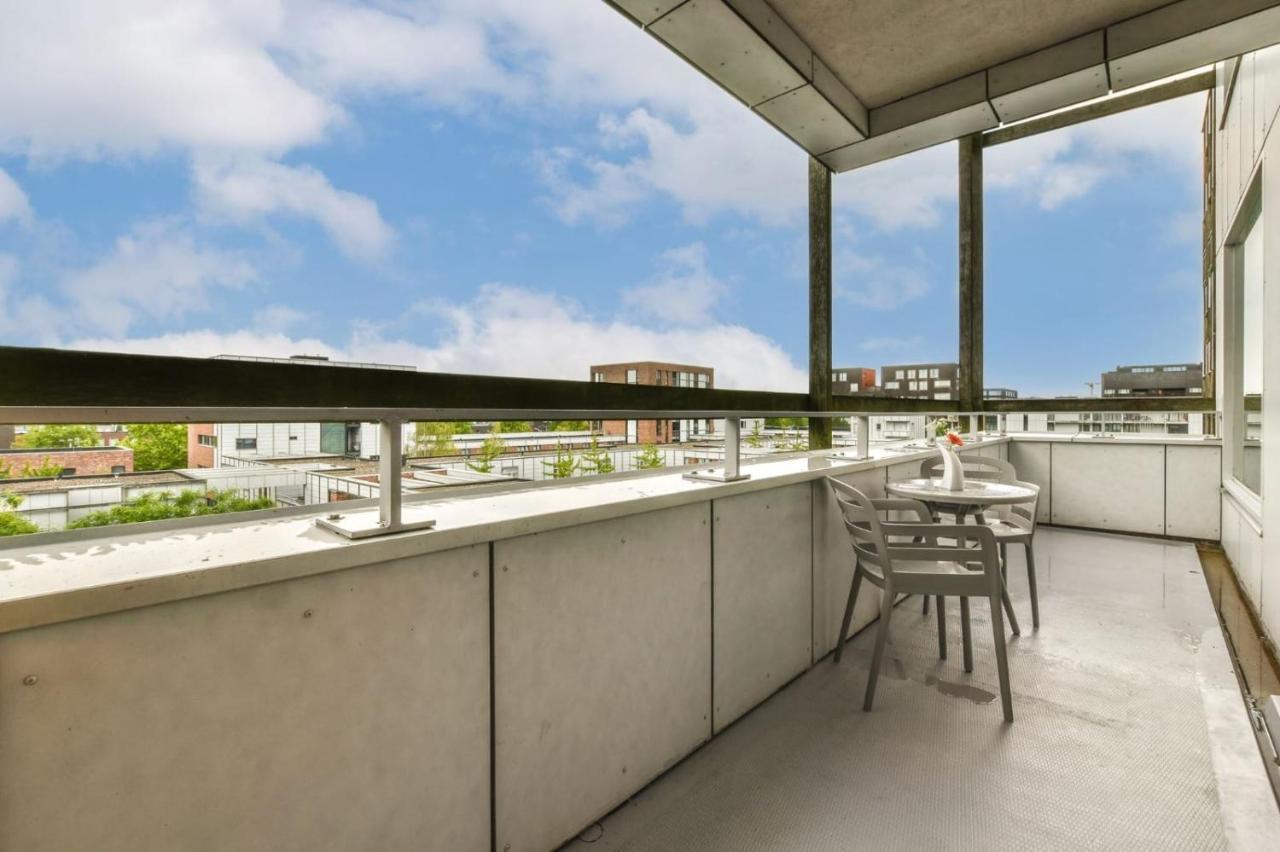 Duplex Island * Amsterdam