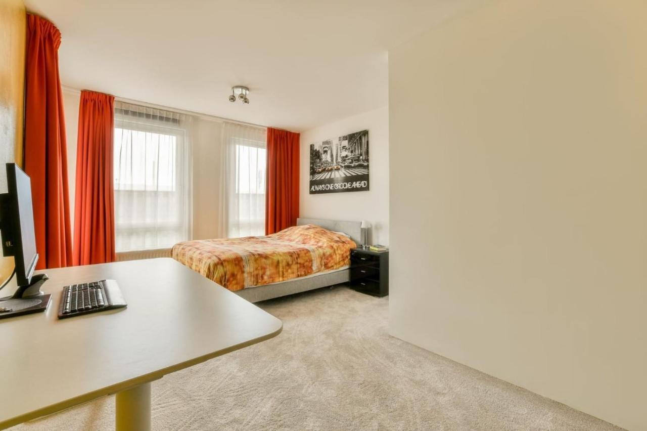 Duplex Island * Amsterdam