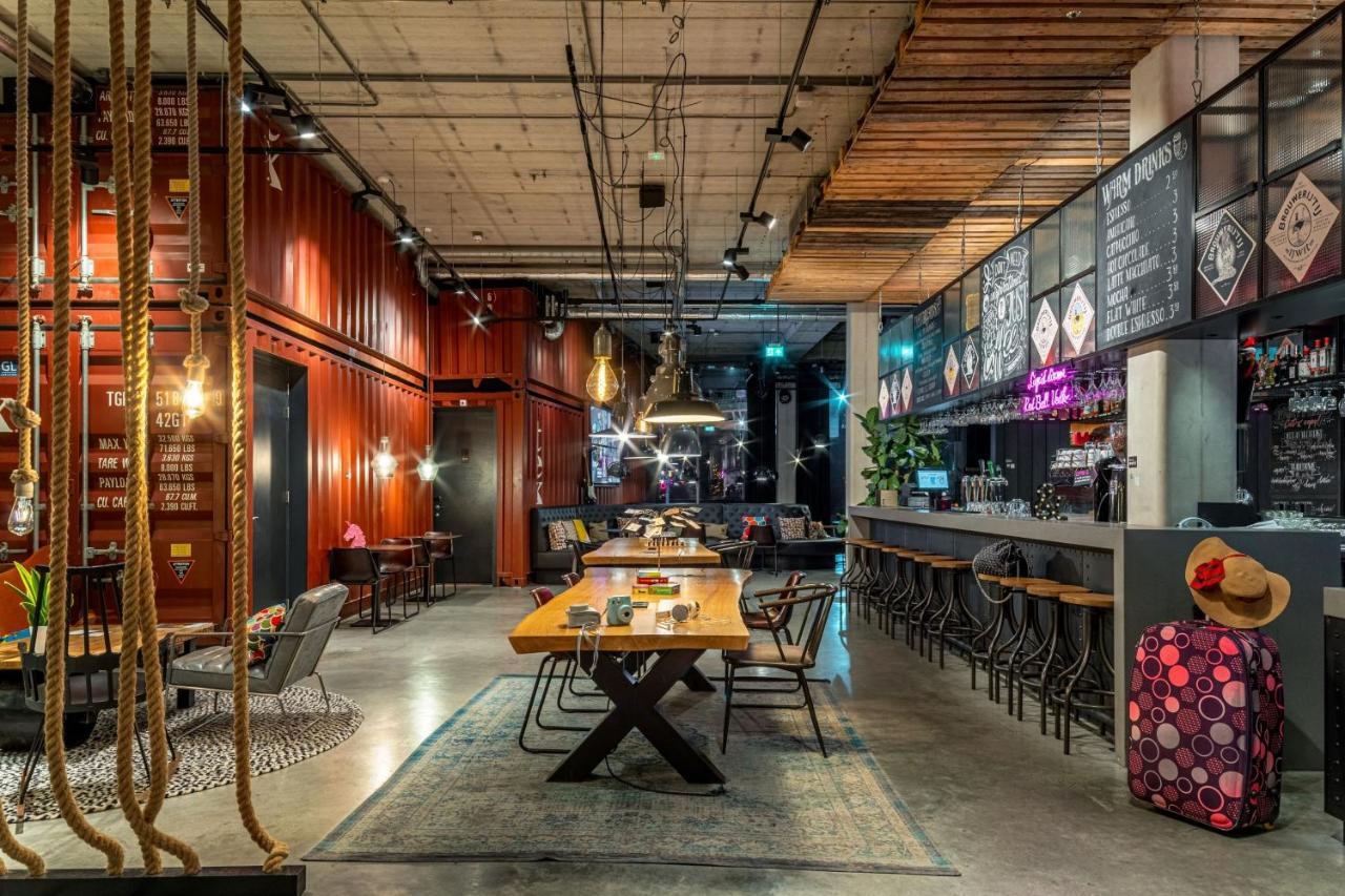 Moxy Houthavens 4* Amesterdão
