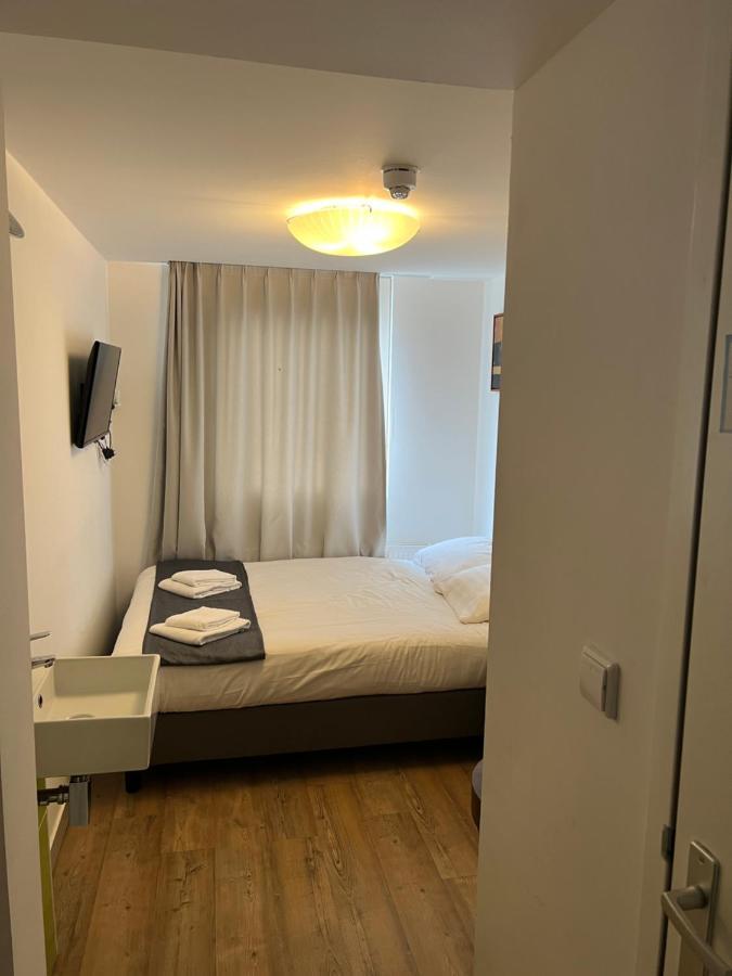 Max Hotel