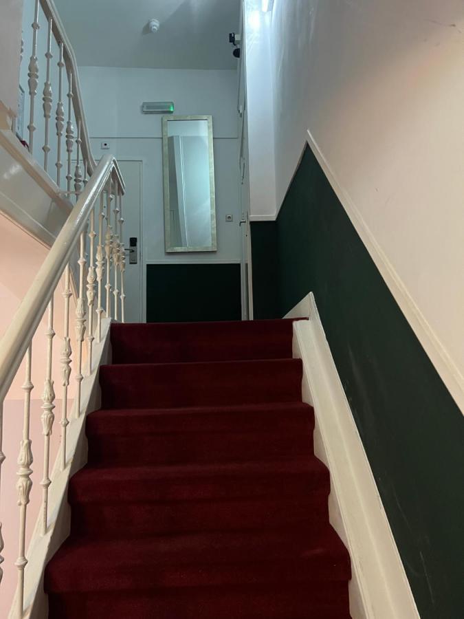 Max Hotel