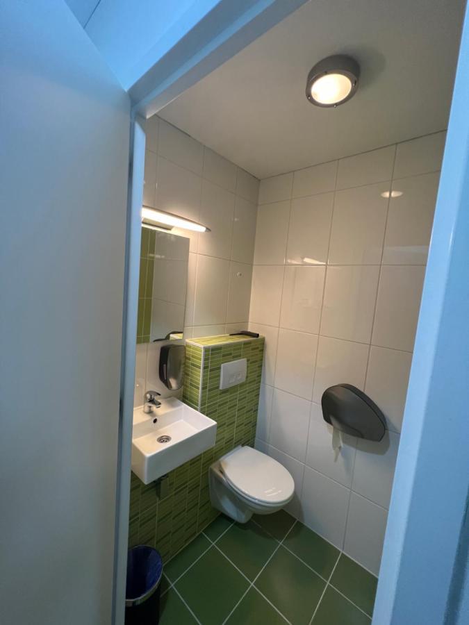 Max Hotel 2*