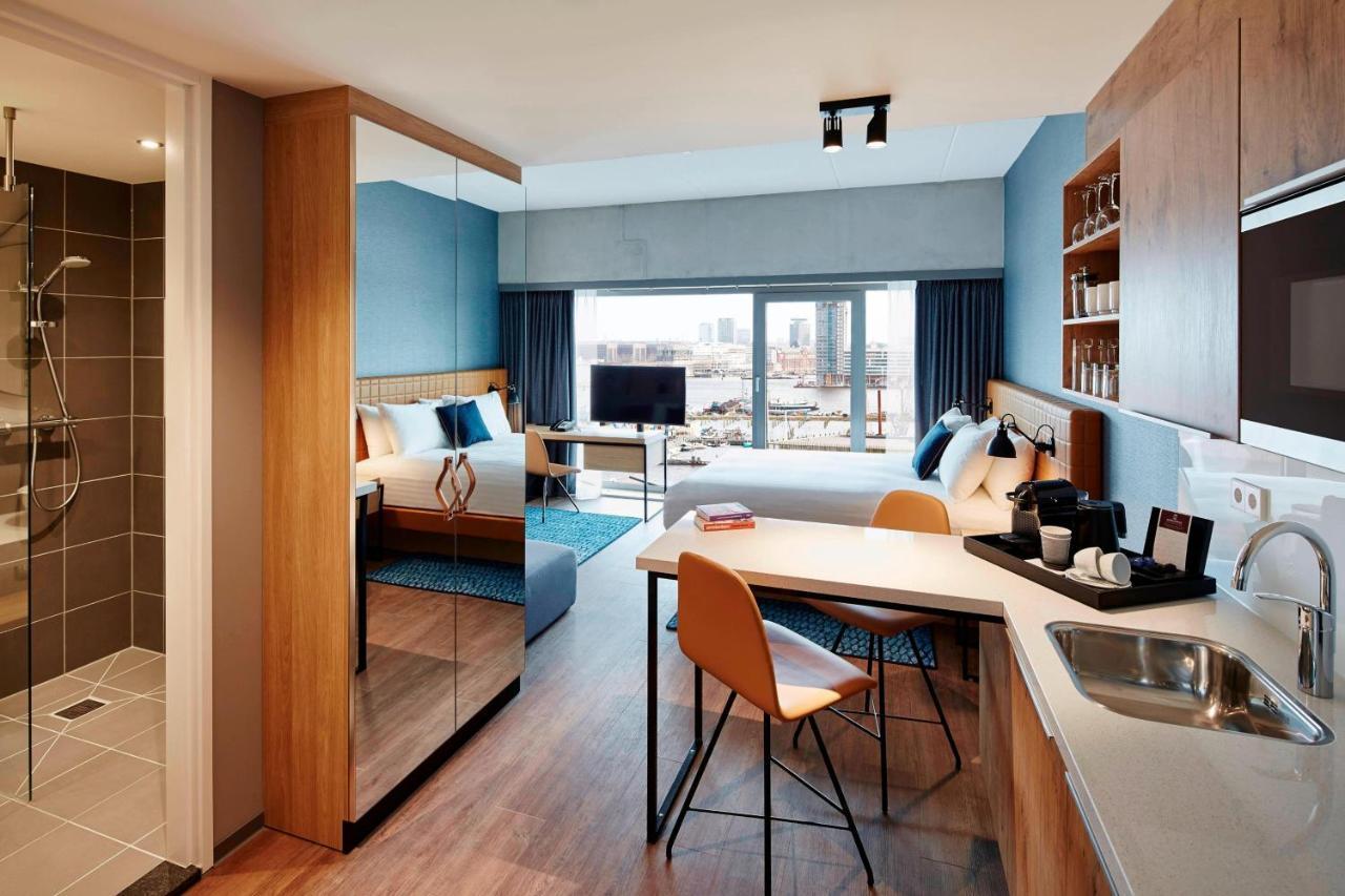 By Marriott Houthavens 4* Amesterdão