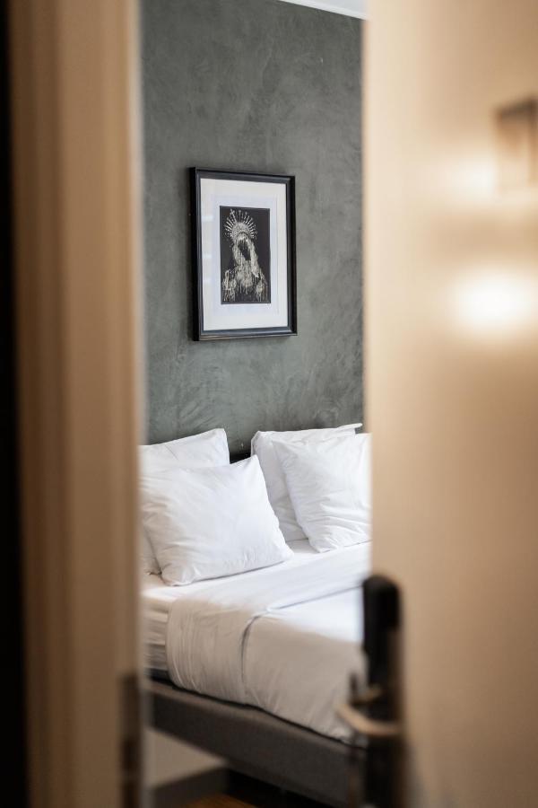 Weber 397 Hotel