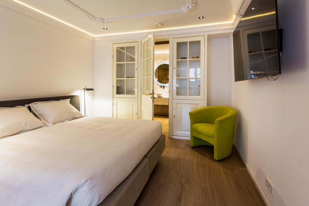 Amstel Corner Hotel