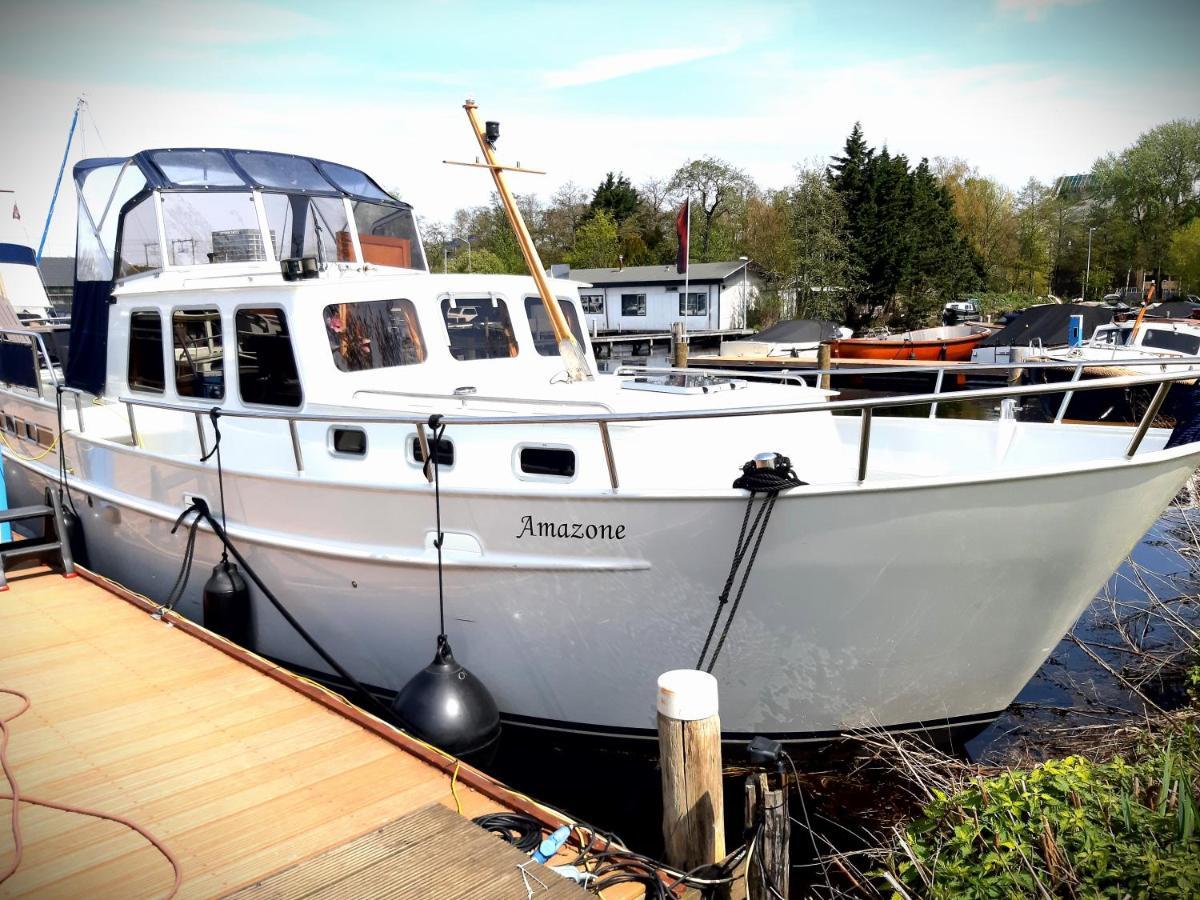 Motor Yacht Amazone Bateau-hôtel